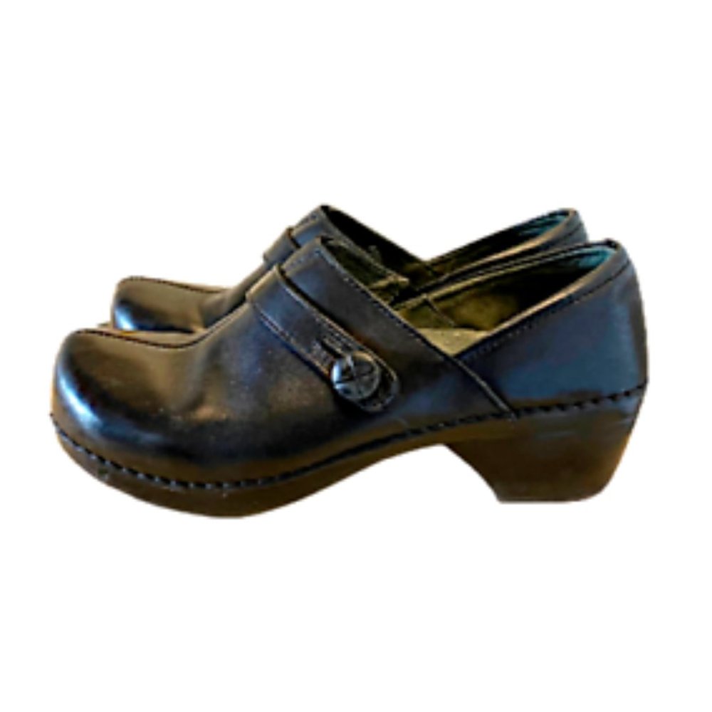 Women's Dansko Solstice Black Leather Slip On Split Toe Clog Shoe Size 7.5